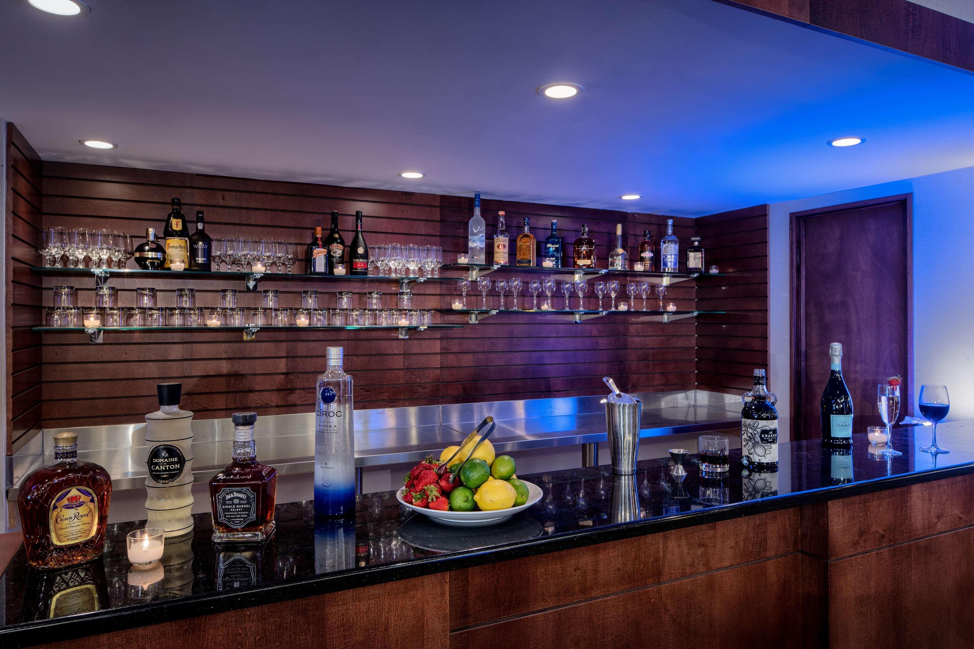 Doubletree By Hilton Philadelphia Airport Hotel Exterior foto