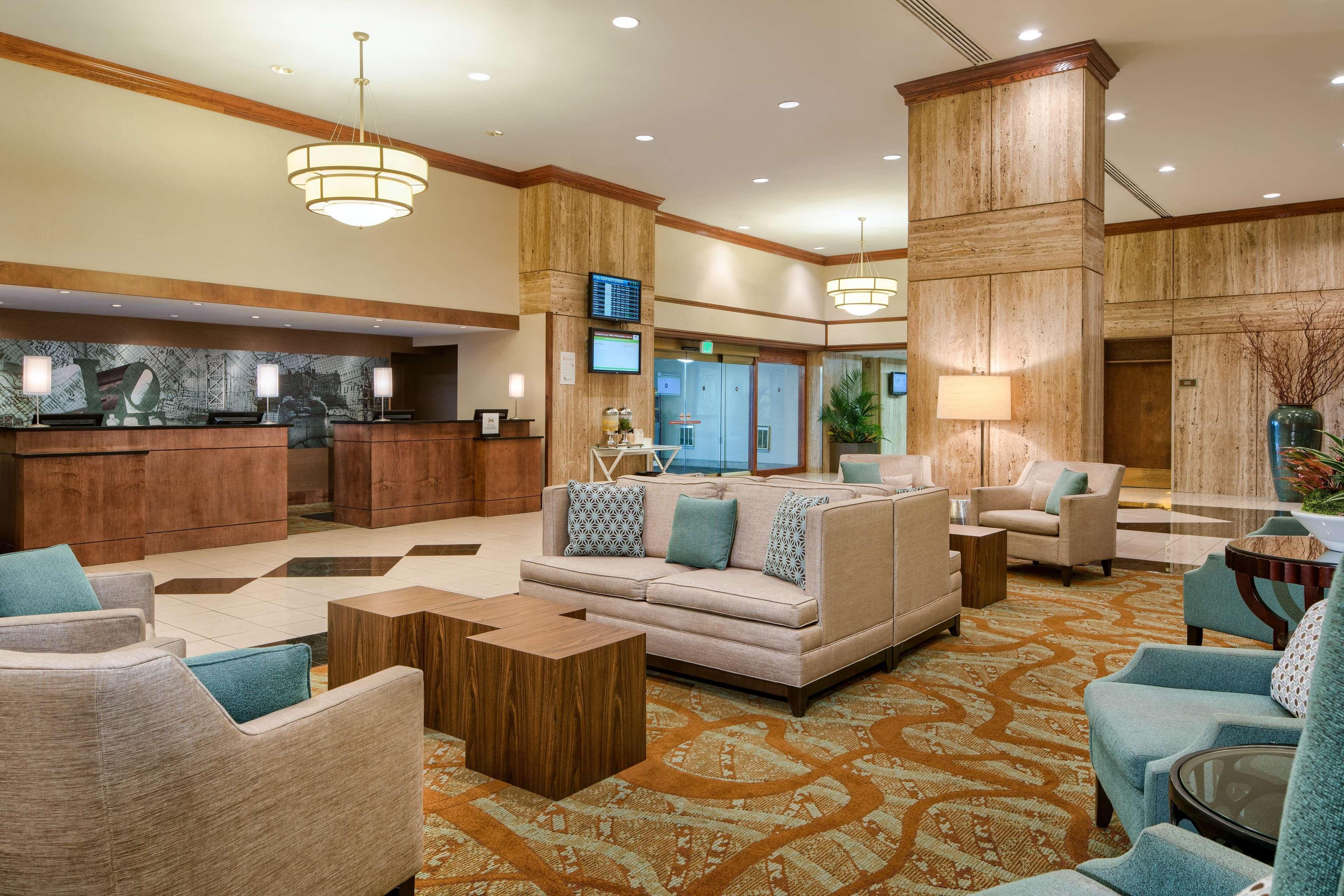 Doubletree By Hilton Philadelphia Airport Hotel Exterior foto