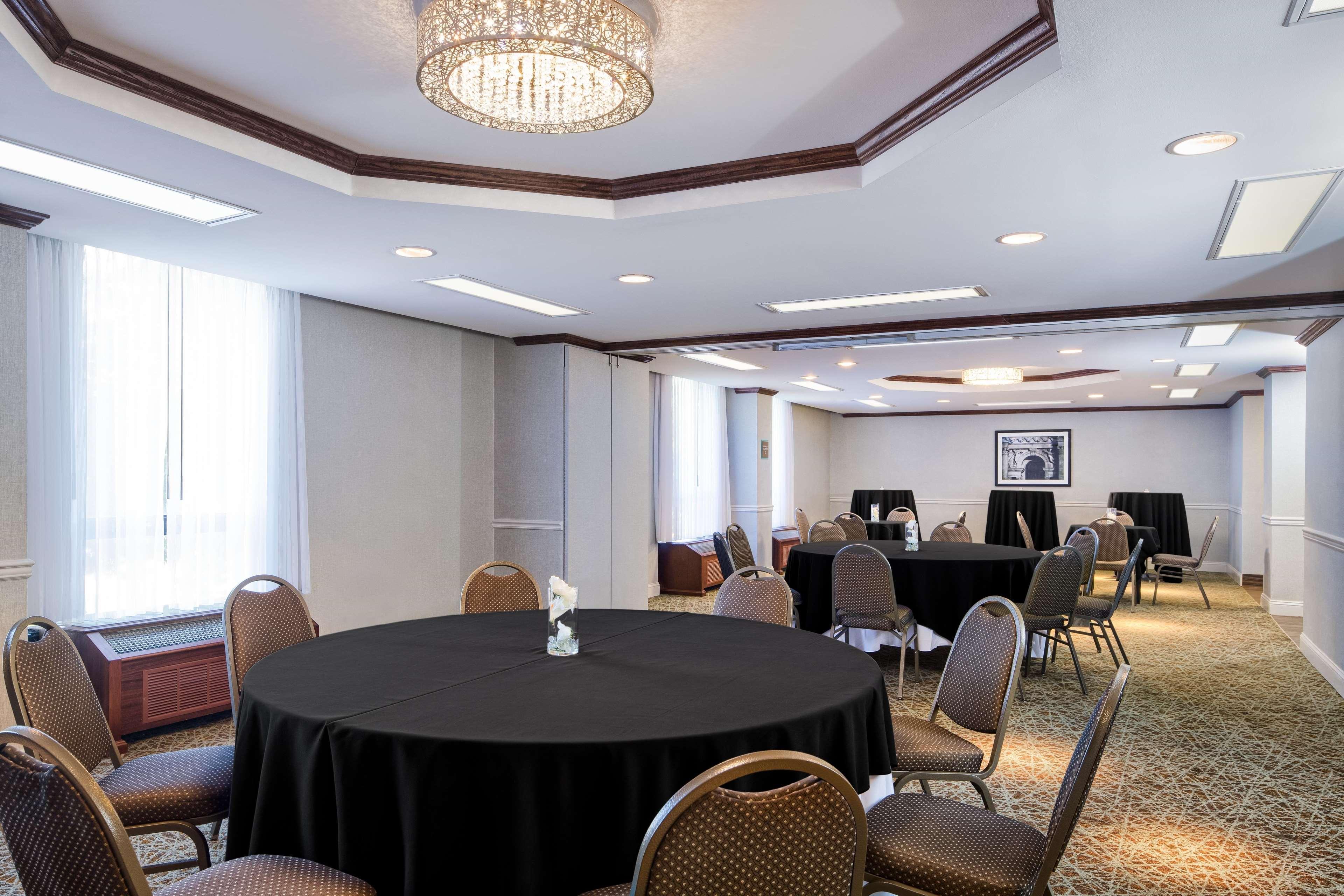 Doubletree By Hilton Philadelphia Airport Hotel Exterior foto