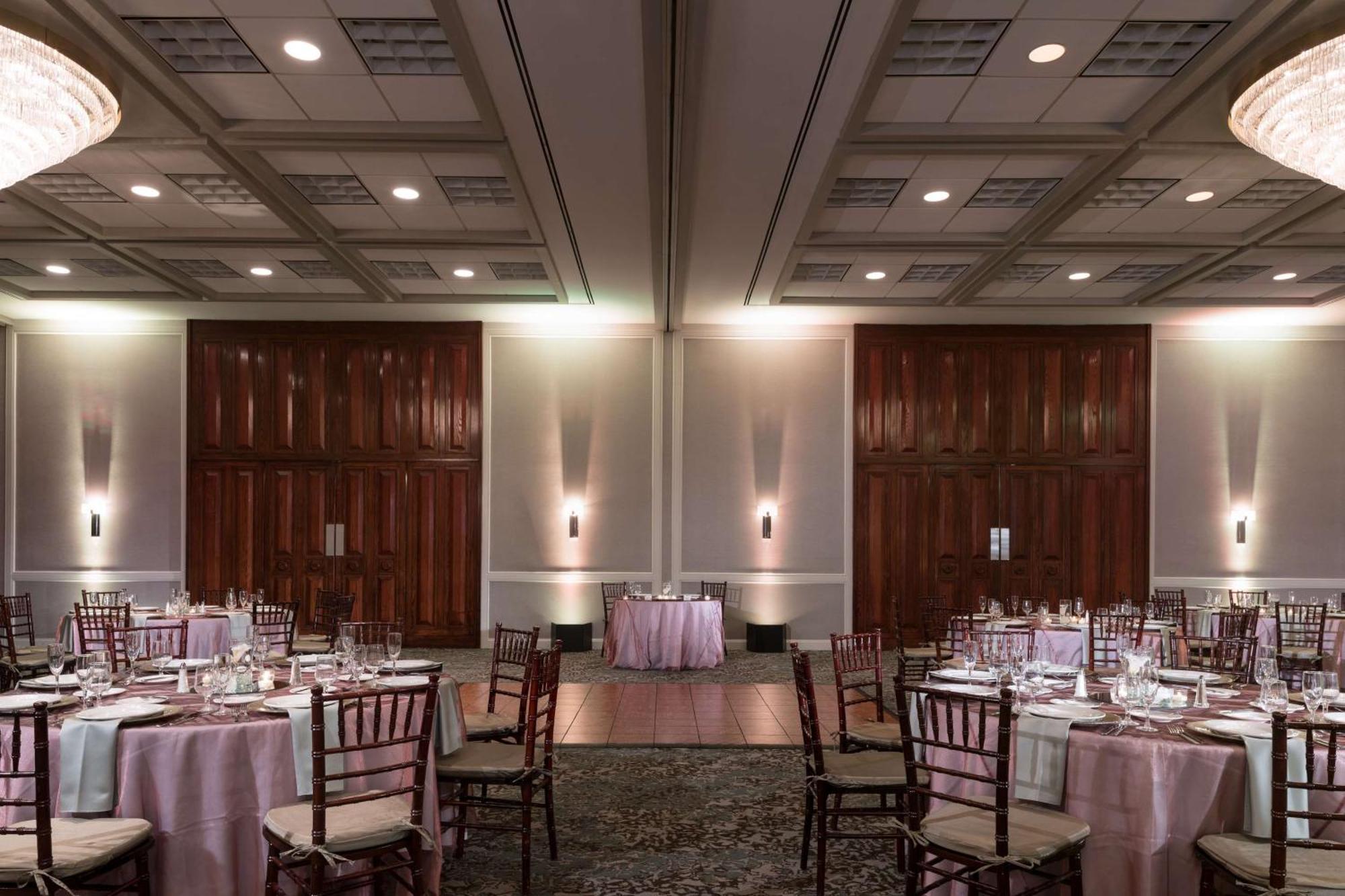 Doubletree By Hilton Philadelphia Airport Hotel Exterior foto